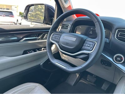 2024 Jeep Wagoneer BASE