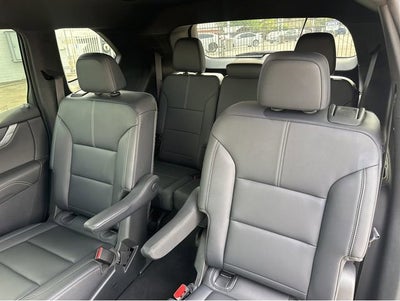 2024 GMC Acadia Elevation