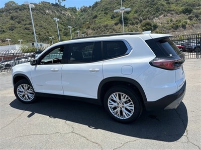 2025 GMC Acadia Elevation