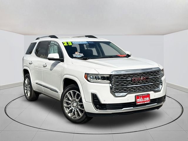 2023 GMC Acadia Denali