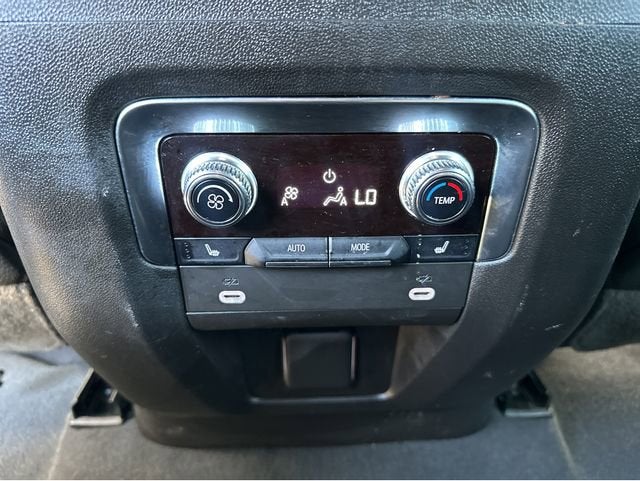 2023 GMC Yukon Denali - Photo 14