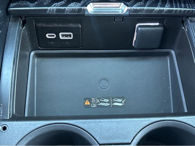 2023 GMC Yukon Denali - Photo 19