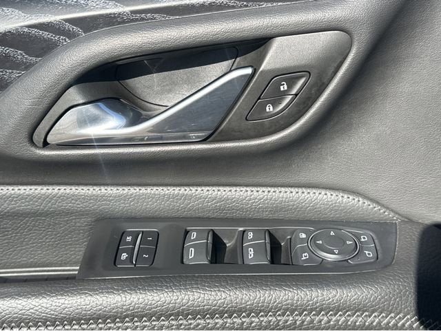 2023 GMC Yukon Denali - Photo 34