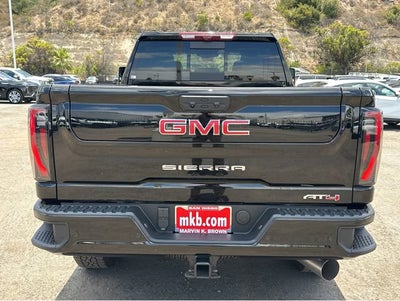 2025 GMC Sierra 2500 HD AT4