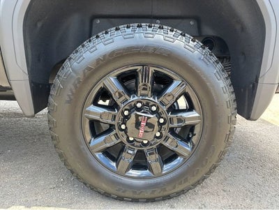 2025 GMC Sierra 2500 HD AT4