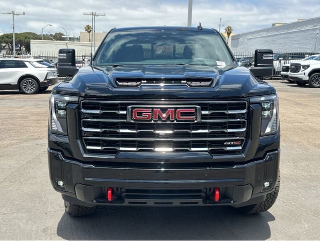 2025 GMC Sierra 2500 HD AT4