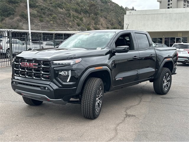 2025 GMC Canyon AT4
