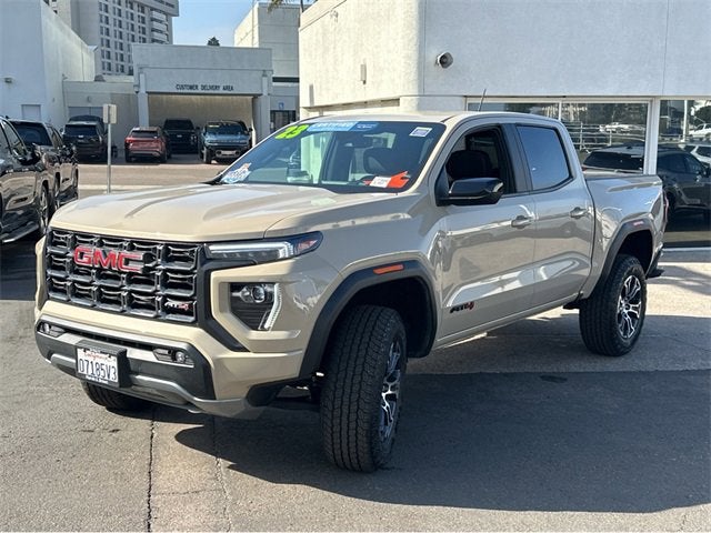 2023 GMC Canyon AT4