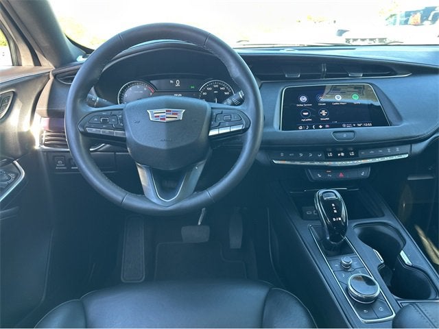 2023 Cadillac XT4 Luxury