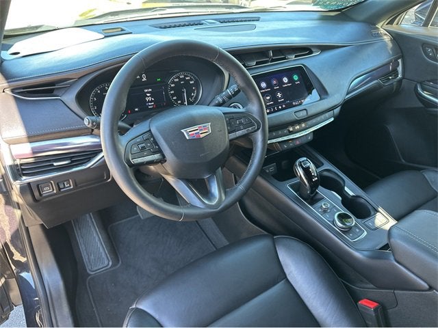 2023 Cadillac XT4 Luxury