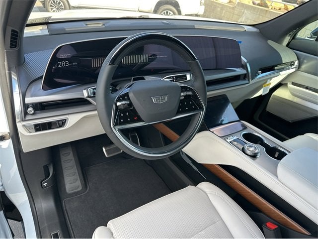 2026 Cadillac VISTIQ Luxury