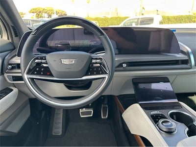 2026 Cadillac VISTIQ Luxury