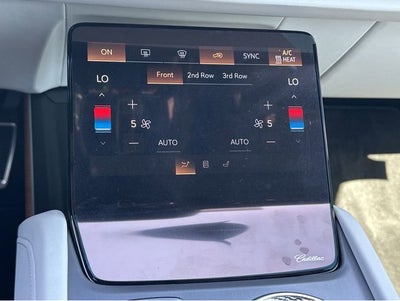 2026 Cadillac VISTIQ Luxury