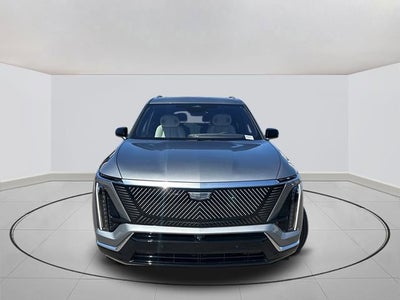 2026 Cadillac VISTIQ Luxury