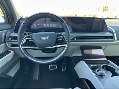 2026 Cadillac VISTIQ Luxury