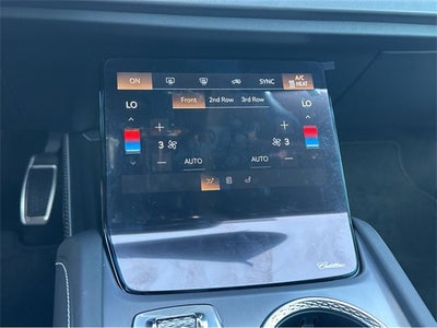 2026 Cadillac VISTIQ Luxury