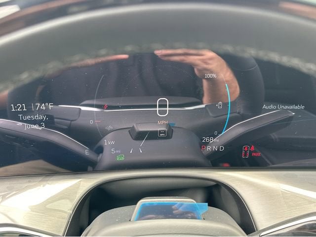 2026 Cadillac VISTIQ Luxury