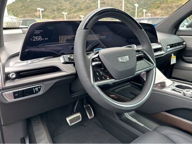 2026 Cadillac VISTIQ Luxury