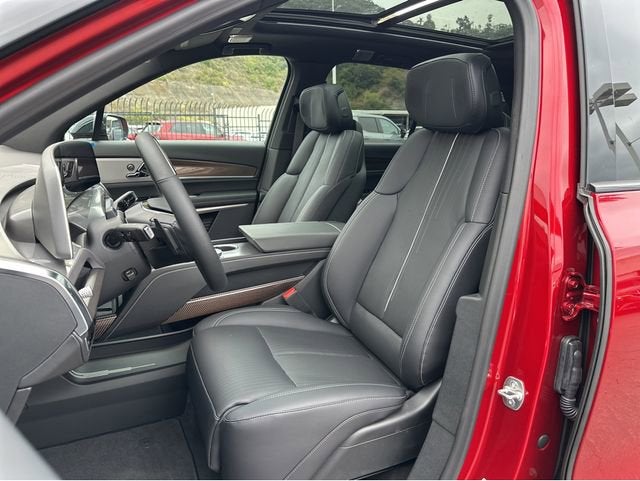 2026 Cadillac VISTIQ Luxury