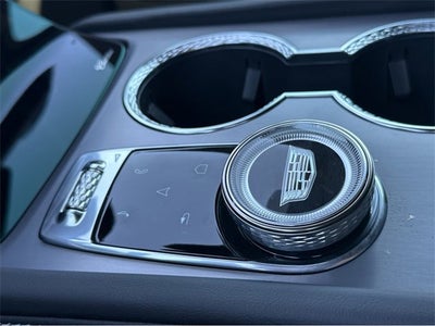 2026 Cadillac VISTIQ Luxury