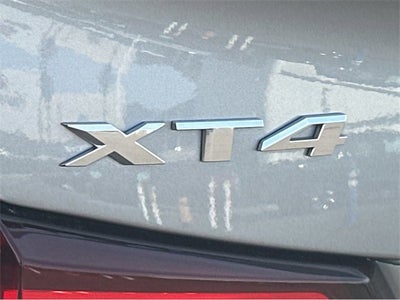 2024 Cadillac XT4 Premium Luxury