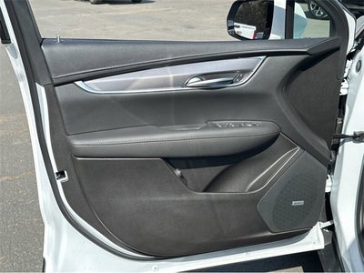 2025 Cadillac XT5 Luxury