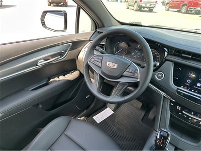2025 Cadillac XT5 Luxury