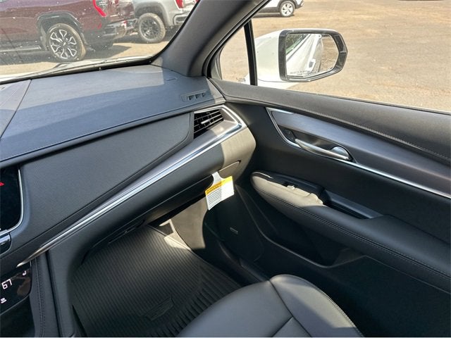 2025 Cadillac XT5 Luxury