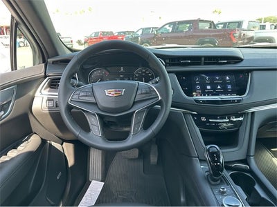 2025 Cadillac XT5 Luxury