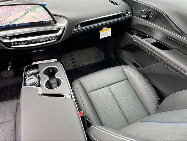 2025 Cadillac LYRIQ Sport 1