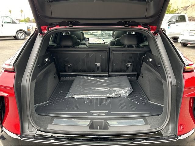 2025 Cadillac LYRIQ Sport 1