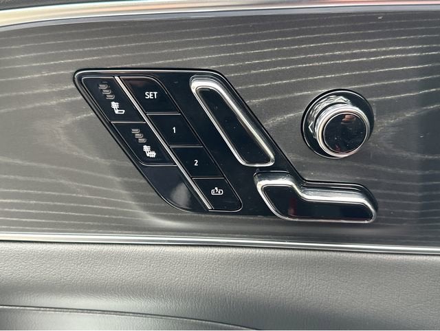 2025 Cadillac LYRIQ Sport 1