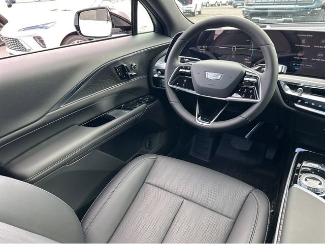 2025 Cadillac LYRIQ Sport 1