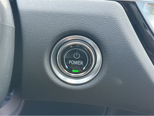 2025 Cadillac LYRIQ Sport 1