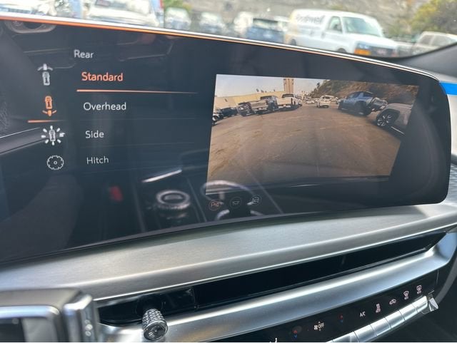 2025 Cadillac LYRIQ Sport 1