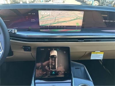 2025 Cadillac ESCALADE IQ Luxury 2