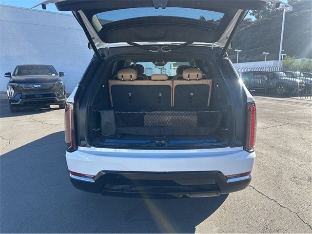 2025 Cadillac ESCALADE IQ Luxury 2