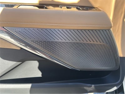 2025 Cadillac ESCALADE IQ Luxury 2