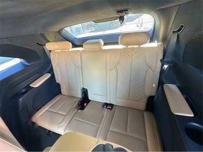 2025 Cadillac ESCALADE IQ Luxury 2