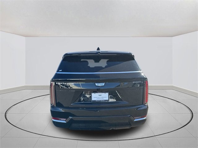 2025 Cadillac ESCALADE IQ Luxury 2