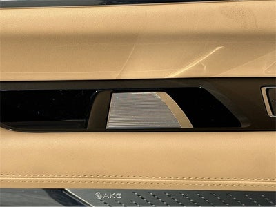 2025 Cadillac ESCALADE IQ Luxury 2