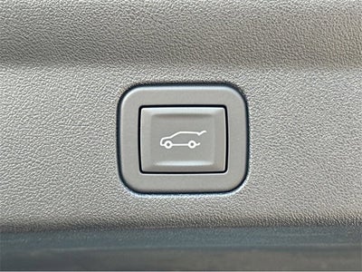 2025 Cadillac ESCALADE IQ Luxury 2