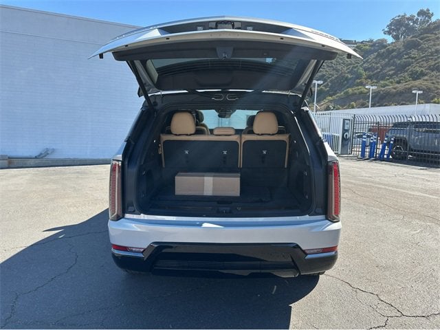 2025 Cadillac ESCALADE IQ Sport 2