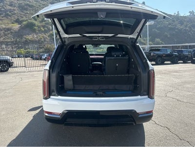 2025 Cadillac ESCALADE IQ Sport 2