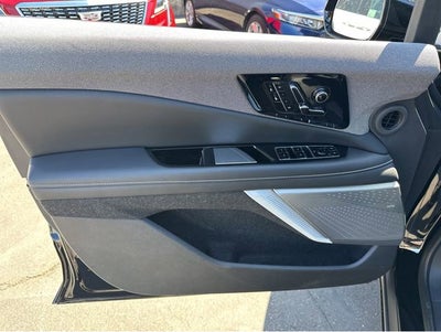 2025 Cadillac OPTIQ Luxury 1