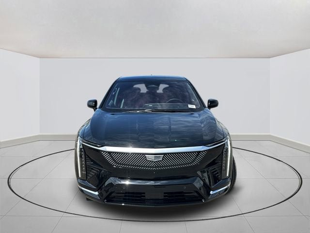 2025 Cadillac OPTIQ Luxury 1