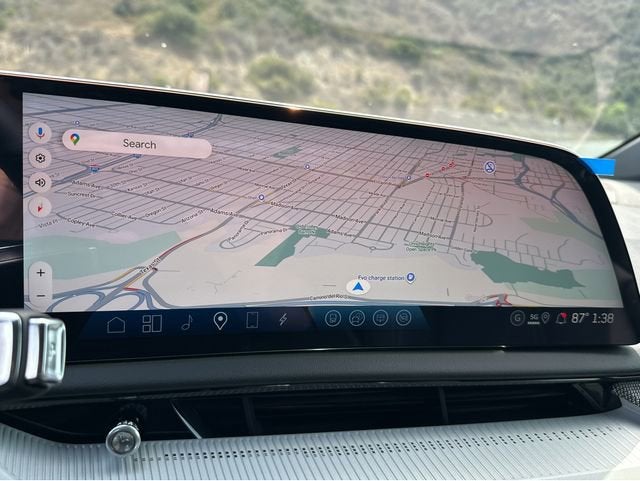 2025 Cadillac OPTIQ Luxury 1