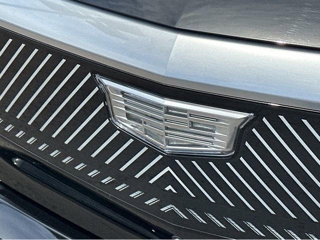 2025 Cadillac OPTIQ Luxury 1