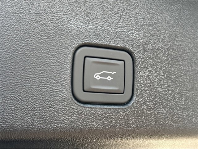 2026 Cadillac OPTIQ Premium Luxury