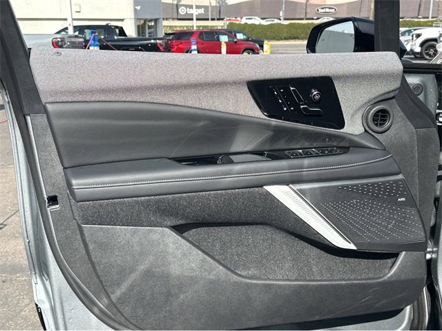 2026 Cadillac OPTIQ Premium Luxury